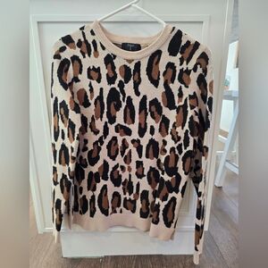 Tahari sweater